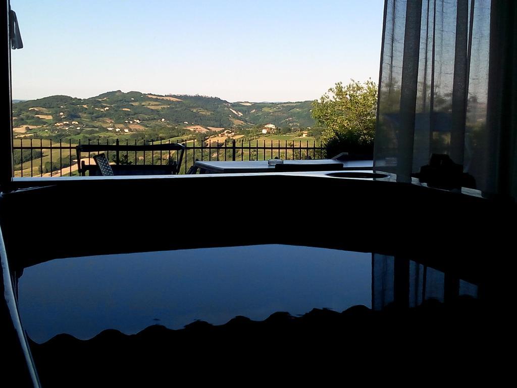 Albergo Diffuso - Il Poggetto Tra Urbino & San Marino Екстериор снимка